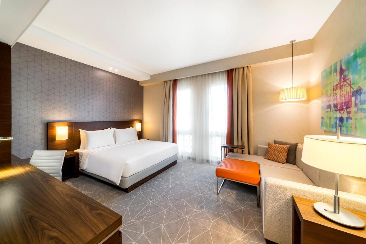 Hyatt Place Dubai Wasl District Residences ภายนอก รูปภาพ