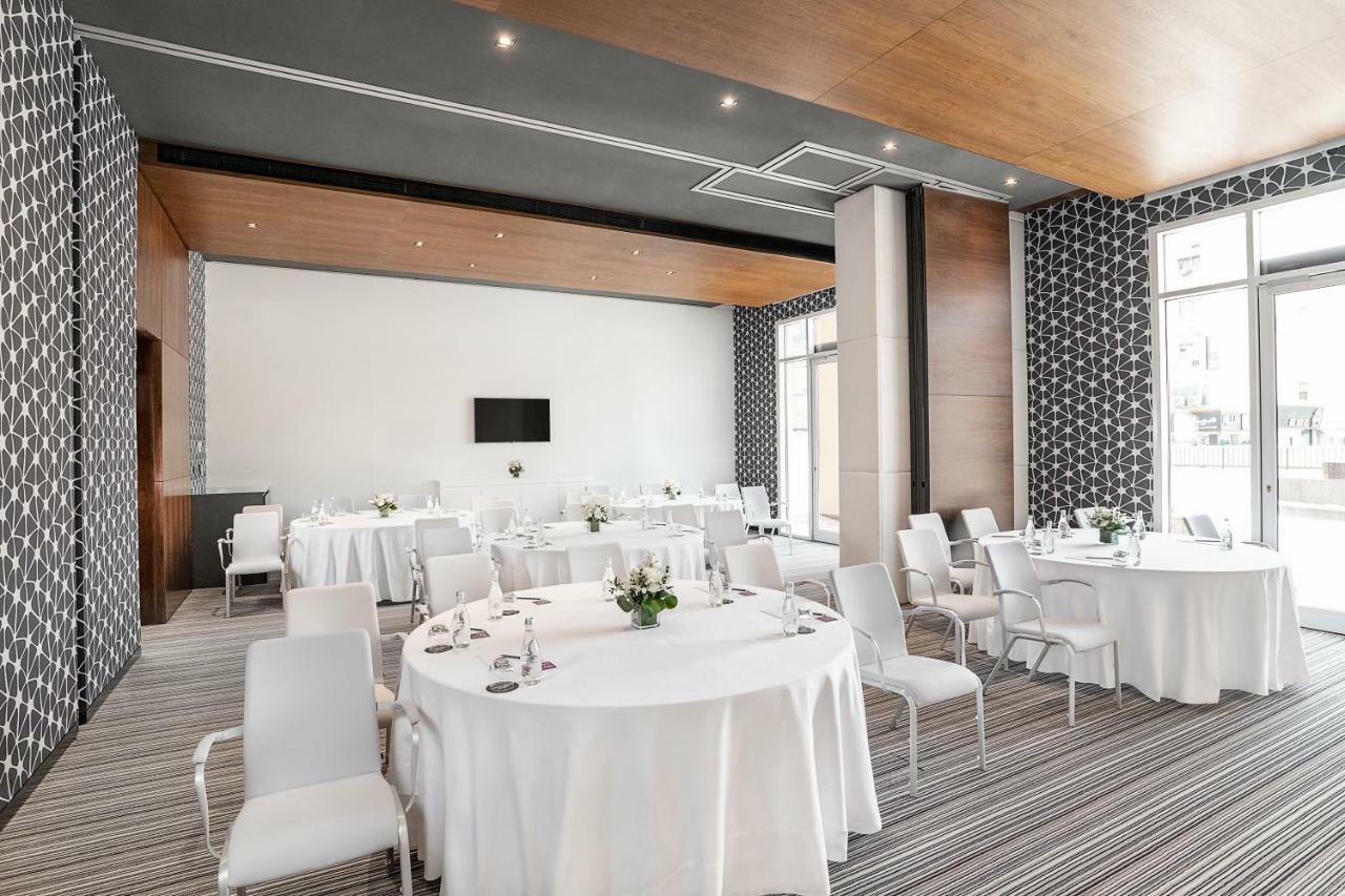 Hyatt Place Dubai Wasl District Residences ภายนอก รูปภาพ