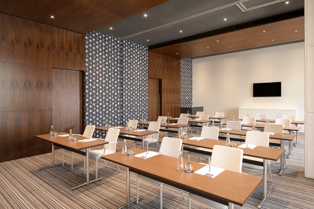 Hyatt Place Dubai Wasl District Residences ภายนอก รูปภาพ